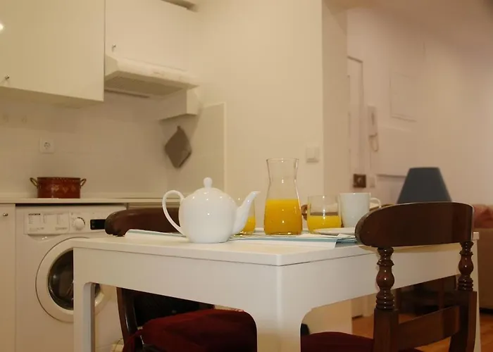 Apartamento Of Santo Antonio Mouraria 2